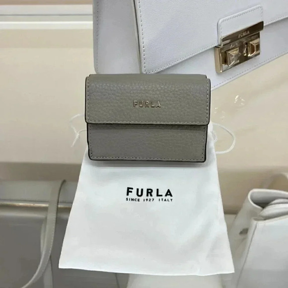 Furla Pde9Rzy Tri-Fold Wallet - Picture 10 of 12